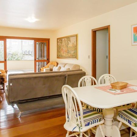 Apartamento Amplo E Aconchegante Na Av Das Hortencias No Centro De Gramado Eksteriør bilde
